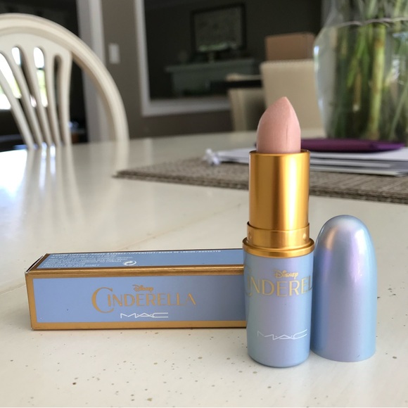 🌟LE🌟MAC X Cinderella Collection Lustre Lipstick in Free As A Butterfly - Picture 12 of 14